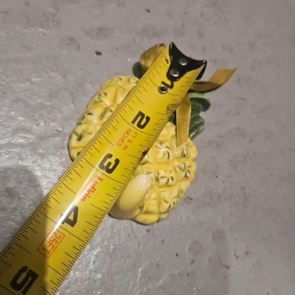 Unbranded ceramic pineapple